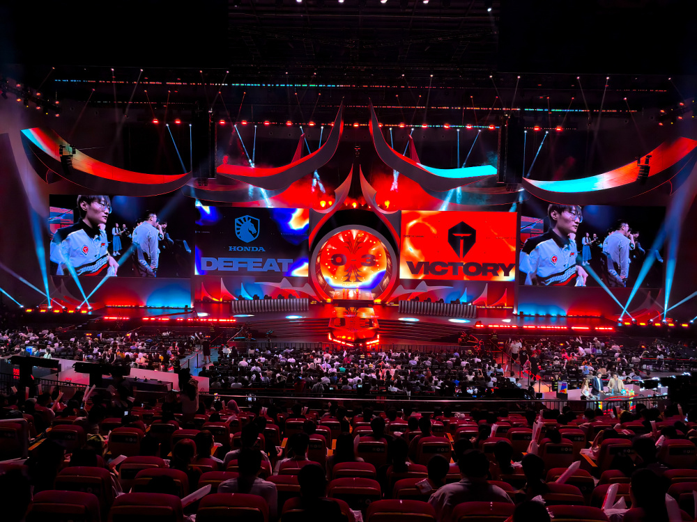 关于世界聚焦！英雄联盟赛事全球收视创新高的信息