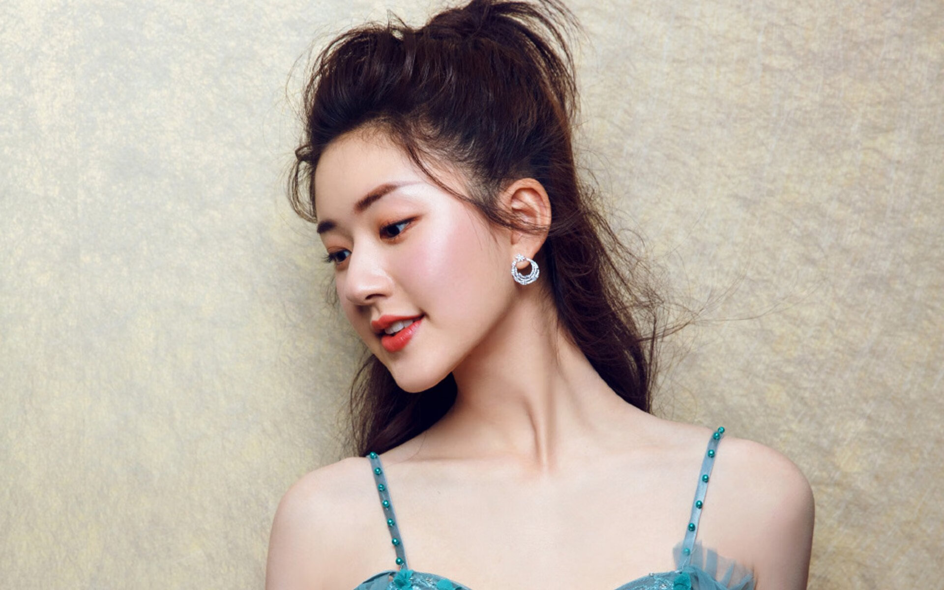 平行宇宙的篮球回响，广东队绝杀爵士，利拉德成为关键先生