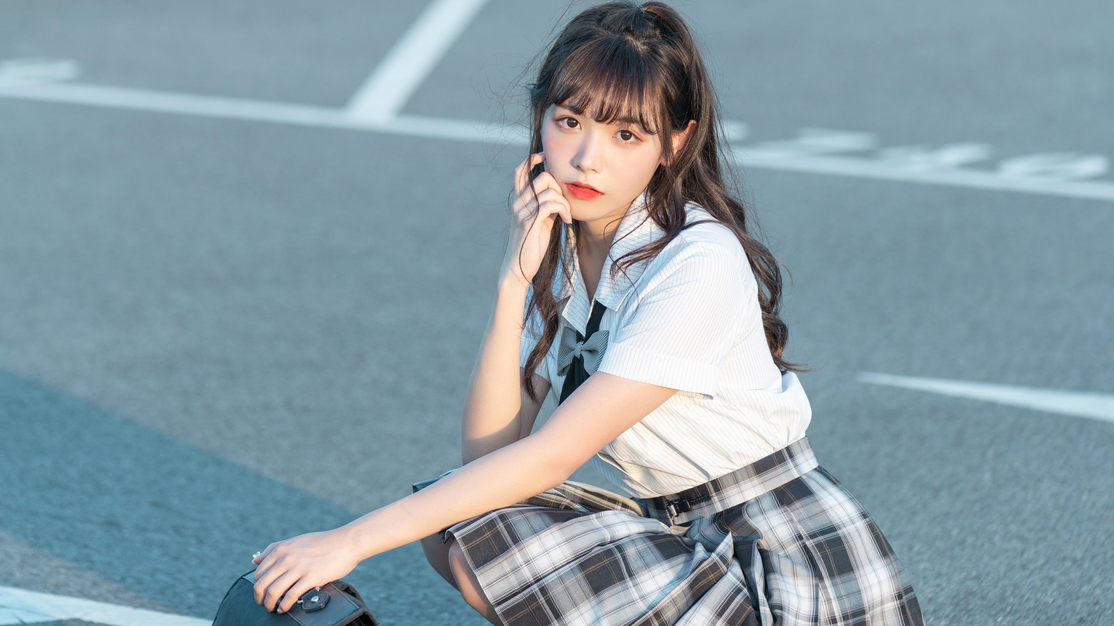 逆转夜，从密林狼嗥到德甲独舞，险胜与接管诠释体育双重奏