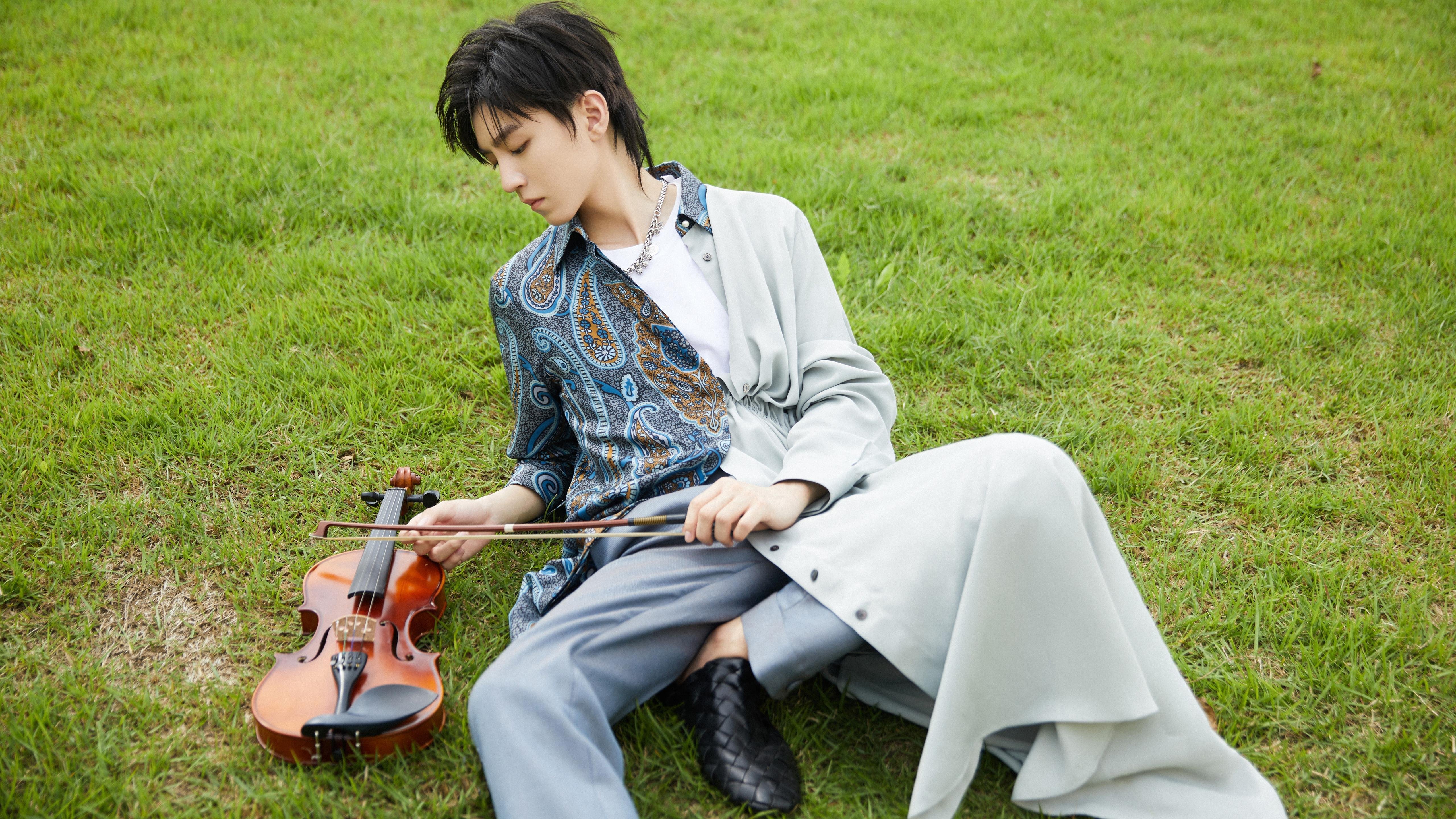 蓝白利刃刺穿红白铁壁，迪巴拉爆发助摩纳哥巅峰对决马竞取胜